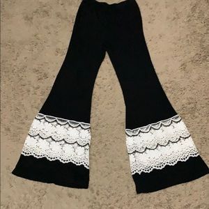 Super cute flare pants!